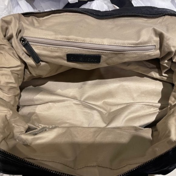 Givency Nightingale Large Handbag/ShoulderBag - Picture 8 of 8